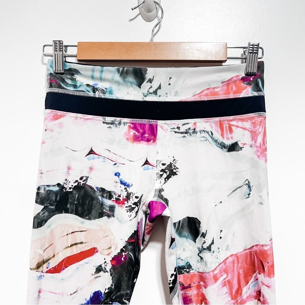 Lululemon Run Sz 4 Inspire Crop II All Full-On Luxtreme Pigment WaveMulti/Black - Picture 6 of 11
